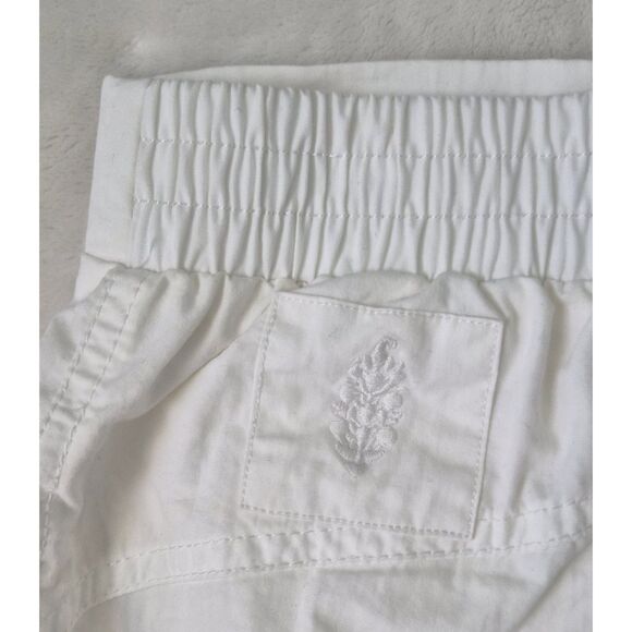 Free People Movement: In the Lead relaxed white cargo shorts - Picture 4 of 6